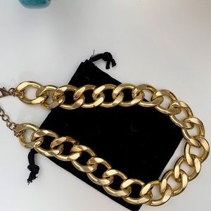 Chunky, short gold chain link necklace